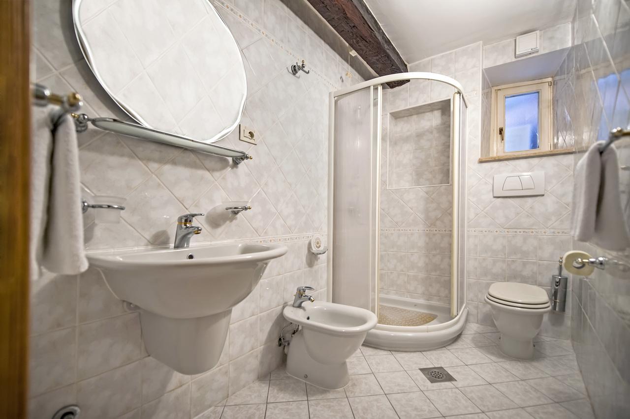 Apartments Casa Rubeus Ровінь Екстер'єр фото